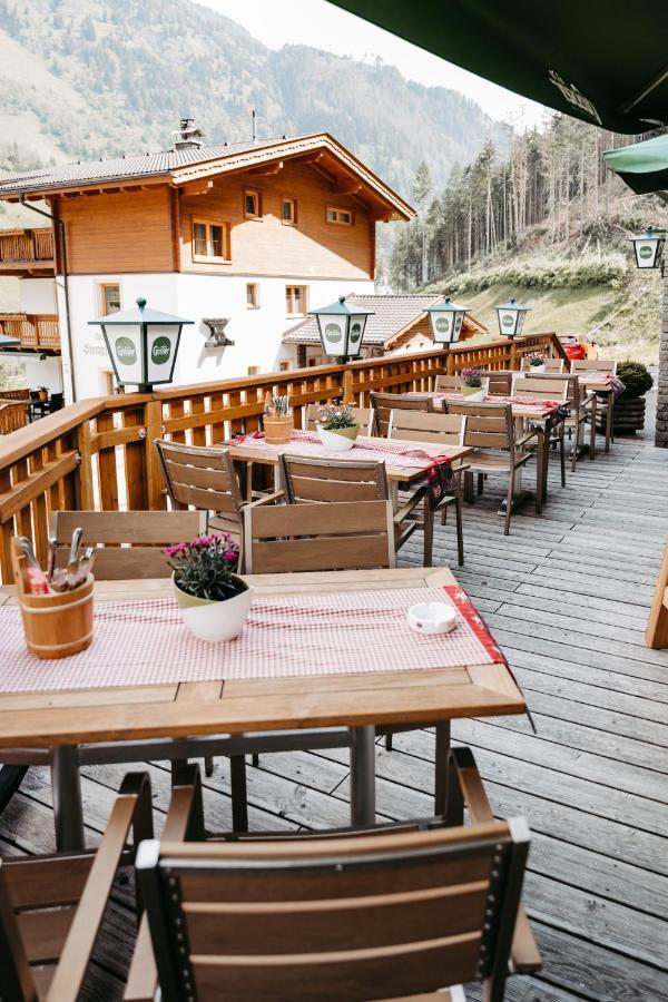 Gasthof Pension Kohlplatzl Hopfgarten in Defereggen Exterior photo